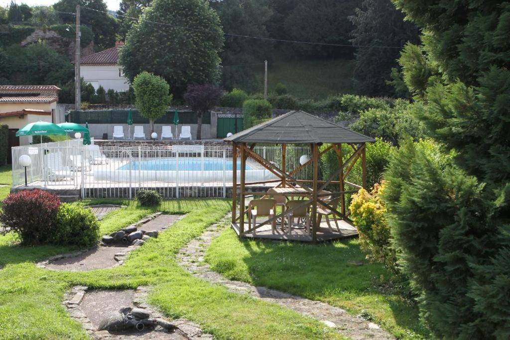 מסיאק Les Portes Du Cantal מראה חיצוני תמונה